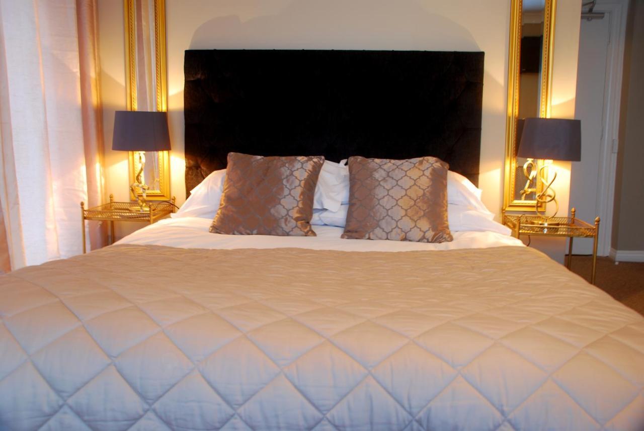 Hotel The Metropole à Kilkenny Extérieur photo